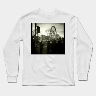 Pedestrians crossing on Princes Street, Edinburgh Long Sleeve T-Shirt